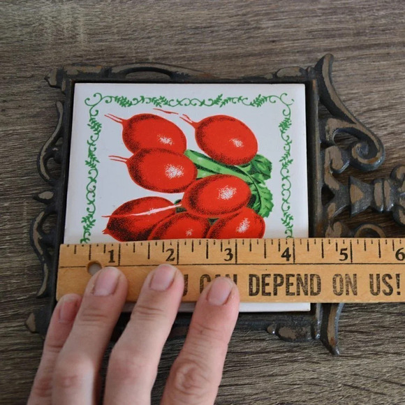 Vtg Veggie  Trivets/ Wall Decor - Picture 8 of 12